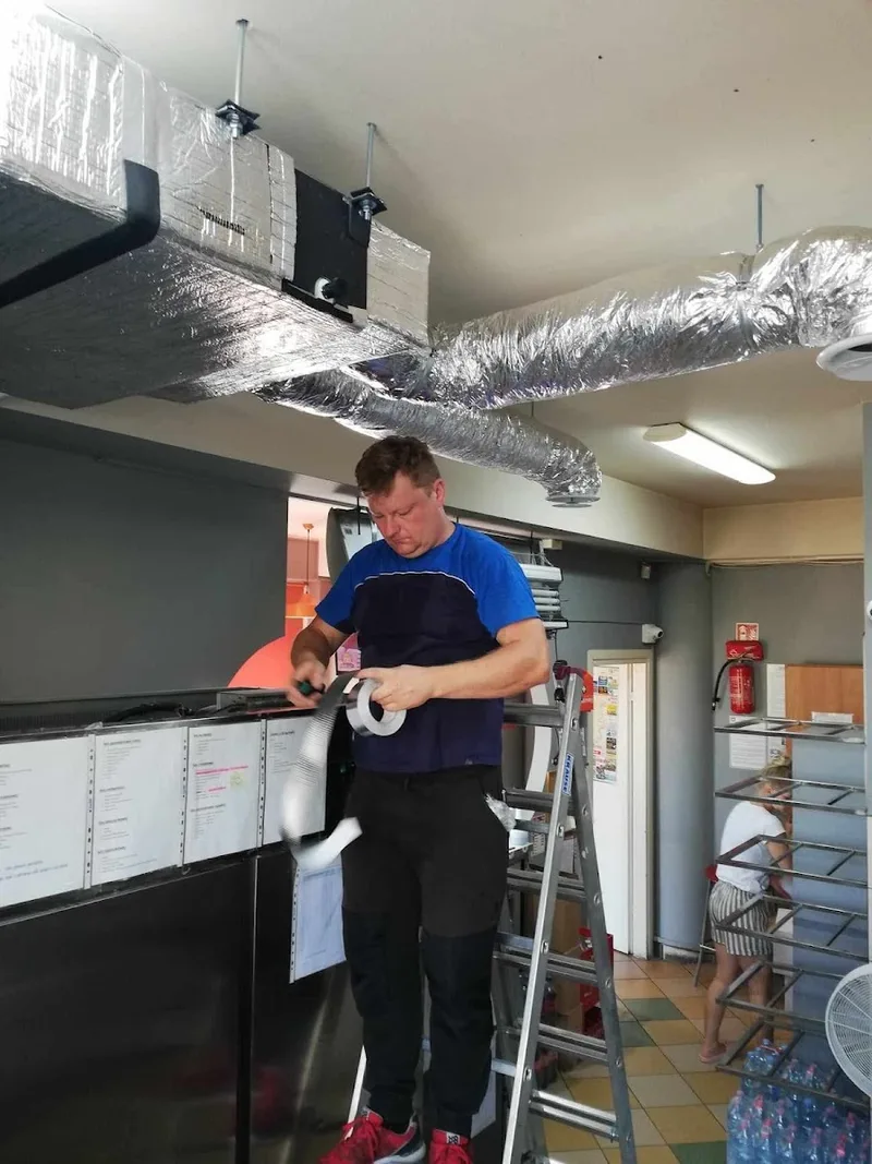 OK Klimat – Klimatyzacja i Pompy Ciepła | Garwolin — air conditioning contractor (photo 16)